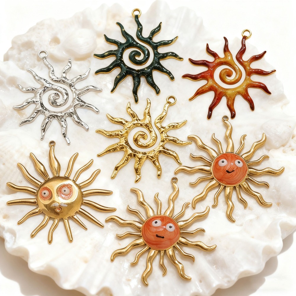 5 Buah Liontin Berlapis Emas M - Moon Star Earrings ulasan dan harga